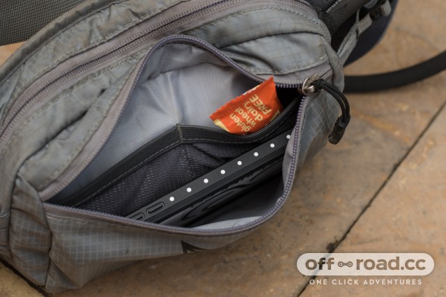 USWE Zulo 2 hydration belt review | off-road.cc
